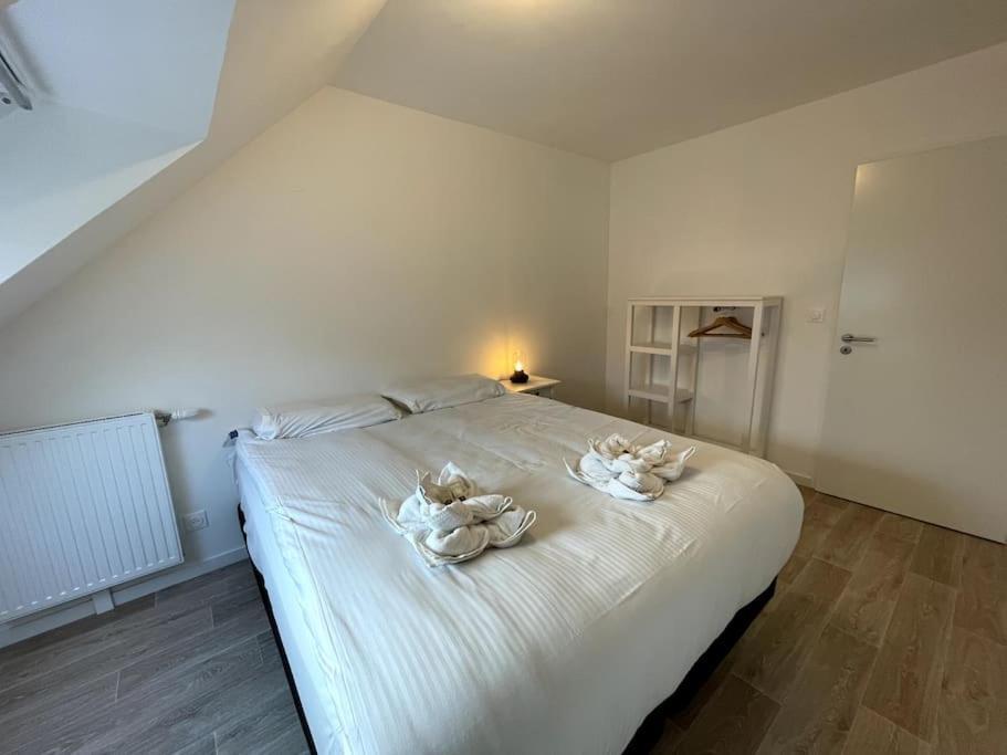 Freesia, Maison Neuve Avec Jardin Et Garage Caen Exterior foto